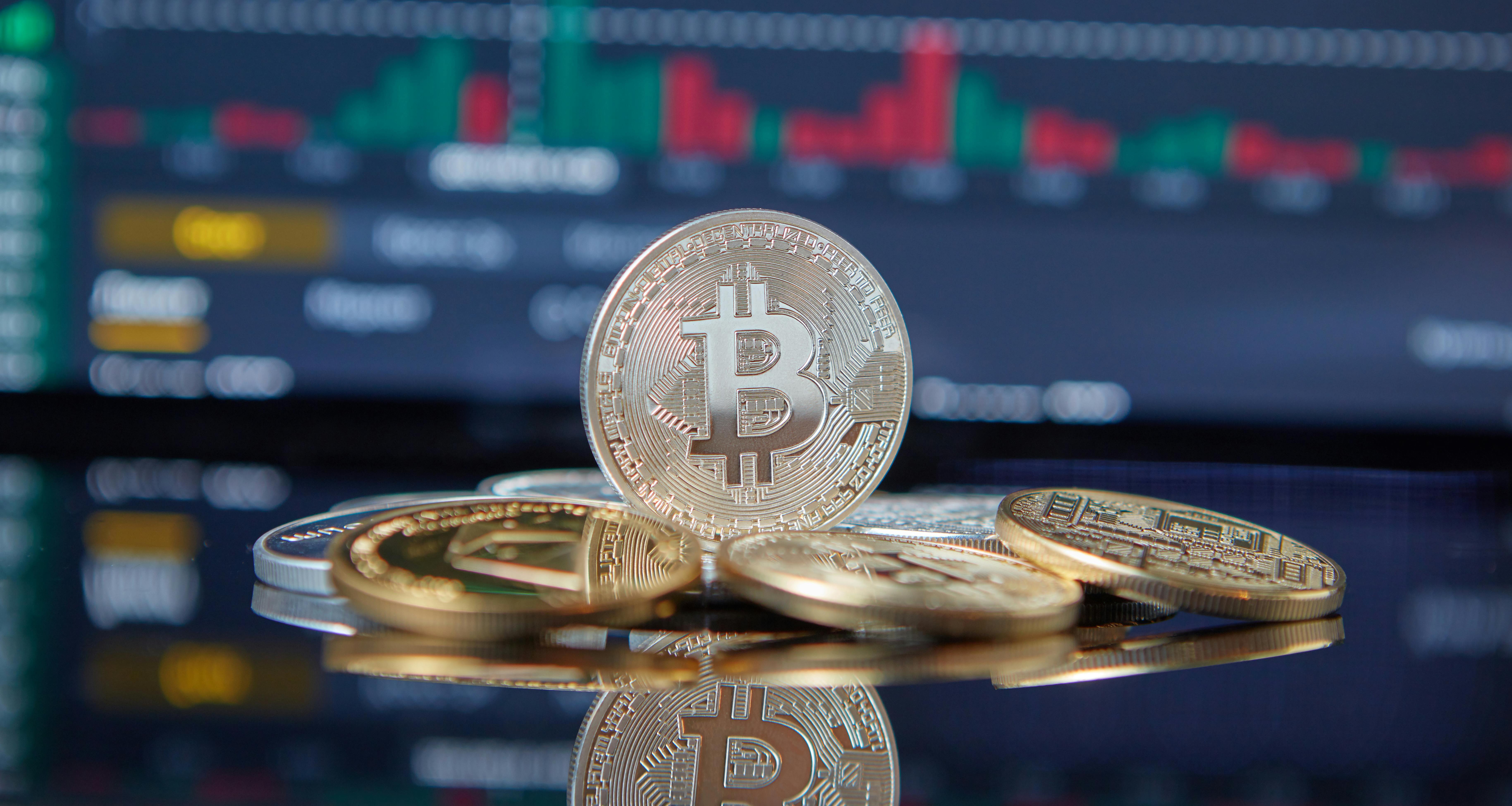 Bitcoin Price Watch: Bulls Defend $109K as Key Resistance Looms